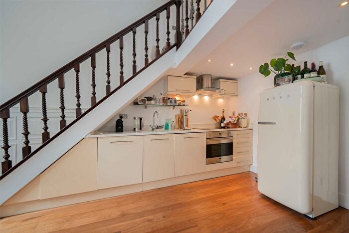 1 Bedroom Flat To Rent In Belgrave Road, Pimlico, SW1V
