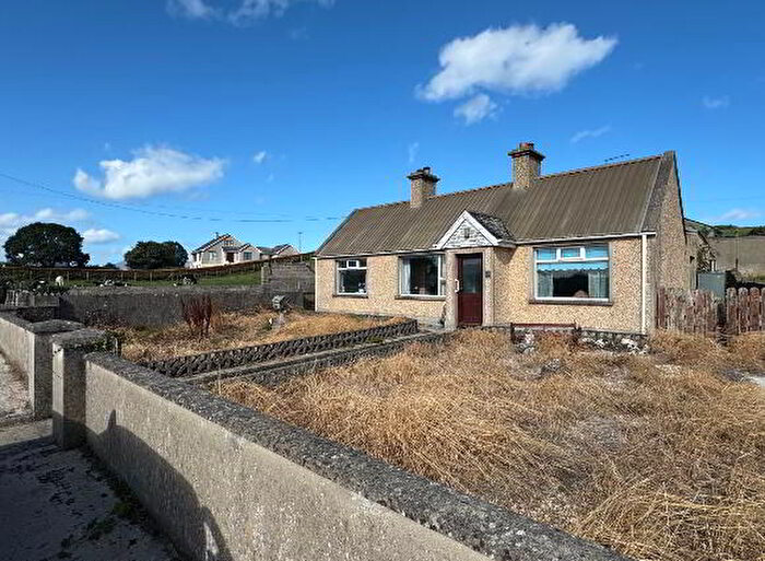 3 Bedroom Cottages For Sale In Ballynahatten Road, Kilkeel, BT34