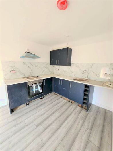 1 Bedroom Flat To Rent In Waterloo Road, Smethwick, B66