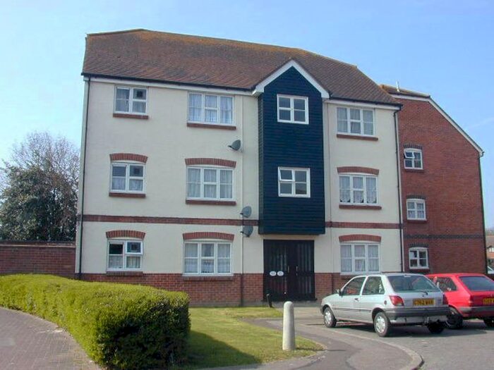 1 Bedroom Flat To Rent In Harvard Court, Highwoods, Colchester, CO4