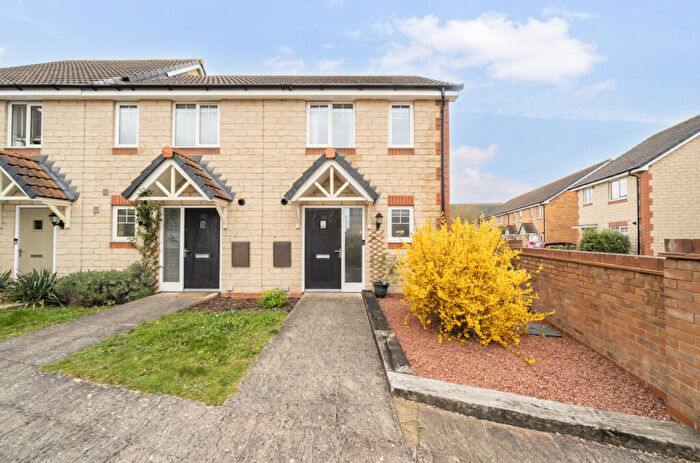 2 Bedroom End Of Terrace House For Sale In Foxglove Way, Didcot, Oxfordshire, OX11