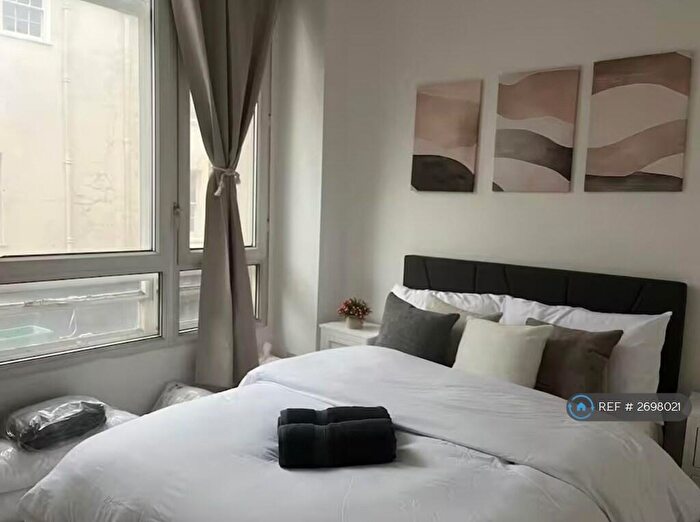 2 Bedroom Flat To Rent In Marsh Street, Bristol, BS1