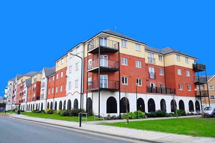 1 Bedroom Apartment For Sale In Pettacre Close, Thamesmead West, SE28