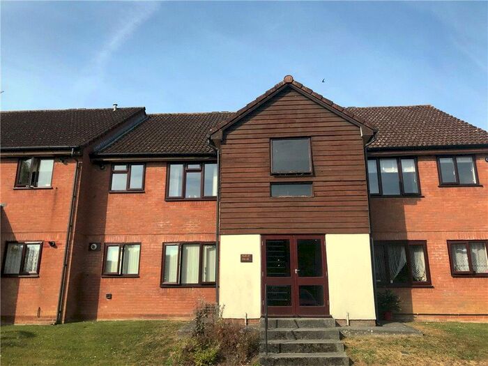 Apartment To Rent In Bicknell Gardens, Yeovil, Somerset, BA21