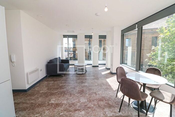 2 Bedroom Flat To Rent In Bed, Bath, Highpoint, BD1