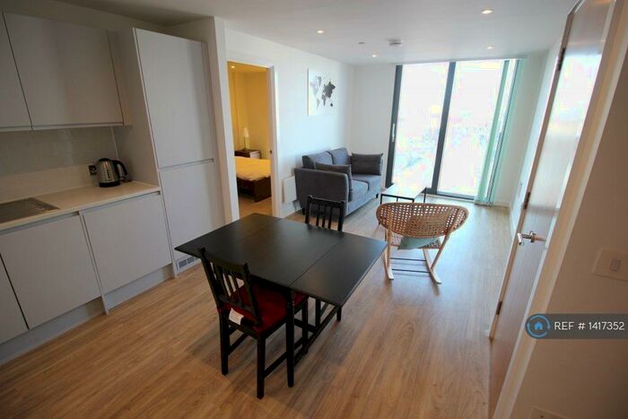 2 Bedroom Flat To Rent In Oxid House, Manchester, M1