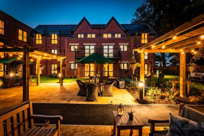 1 Bedroom Apartment For Sale In Apartment, Jessiefield Court, Spath Road, Didsbury, M20
