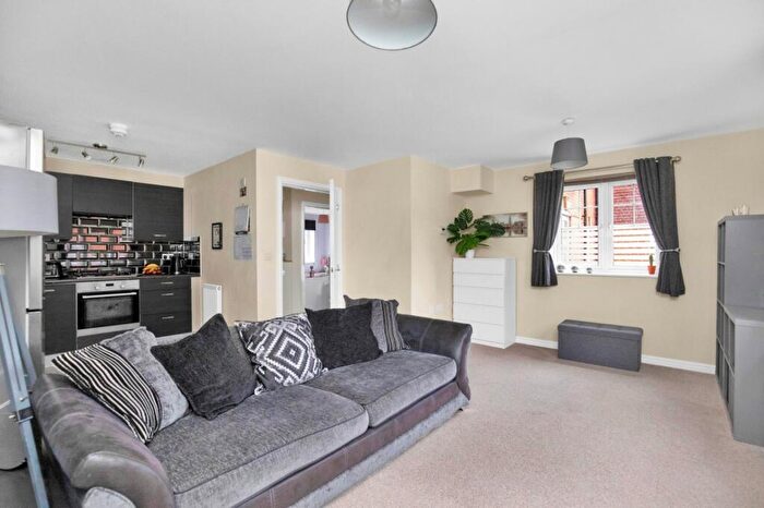 1 Bedroom Flat For Sale In Garstons Way, Holybourne, Alton, Hampshire, GU34