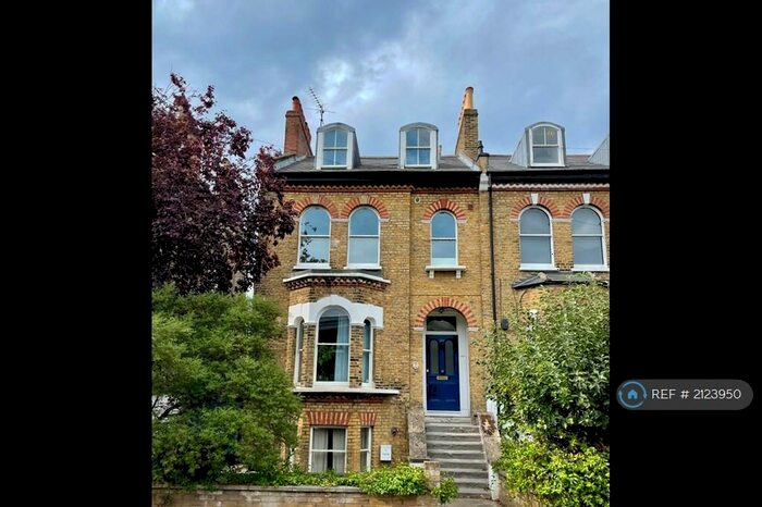 2 Bedroom Flat To Rent In Milton Road, London, SE24