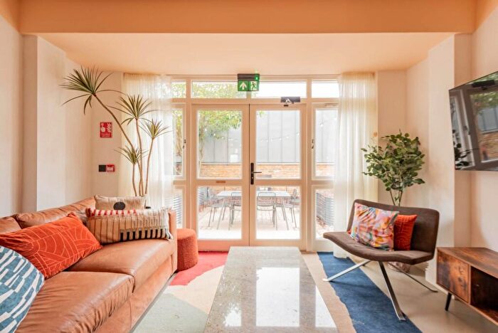 6 Bedroom End Of Terrace House To Rent In Morecambe Street, London, SE17