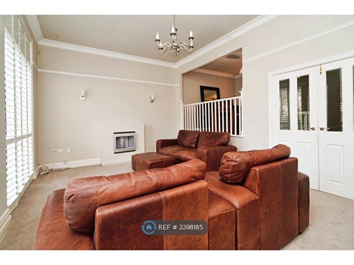 4 Bedroom Terraced House To Rent In Cerne Abbas, Poole, BH13