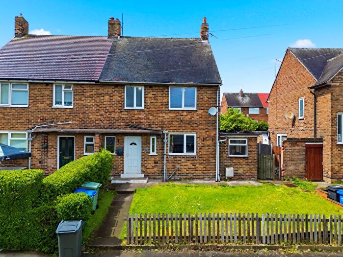 3 Bedroom Semi-Detached House For Sale In Crich Road, Inkersall, S43