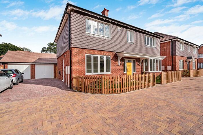 4 Bedroom Detached House For Sale In Equestrian Way, Ash Green, Surrey, GU12