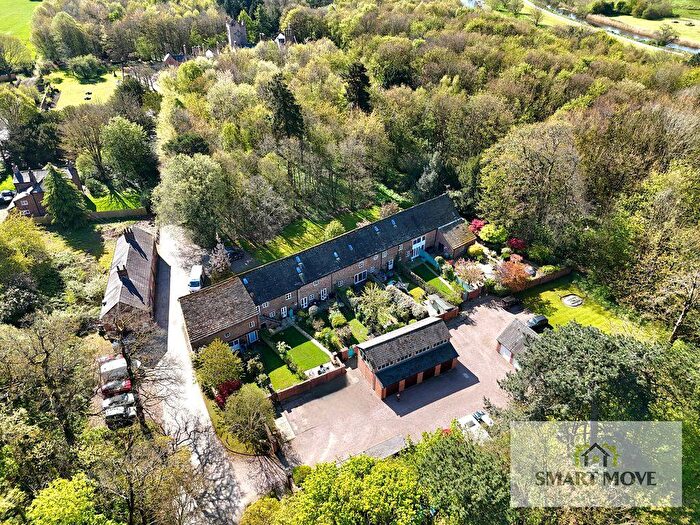 4 Bedroom Character Property For Sale In Bank Hall Barns, Bank Hall Drive, Leyland, PR26