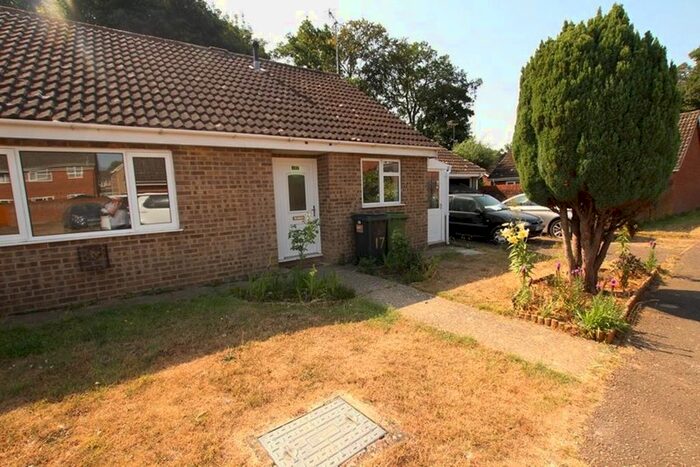 3 Bedroom Bungalow To Rent In Priory Close, Hethersett, Norwich, NR9