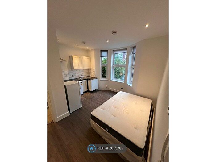 Studio To Rent In Quadrant Road, Thornton Heath, CR7