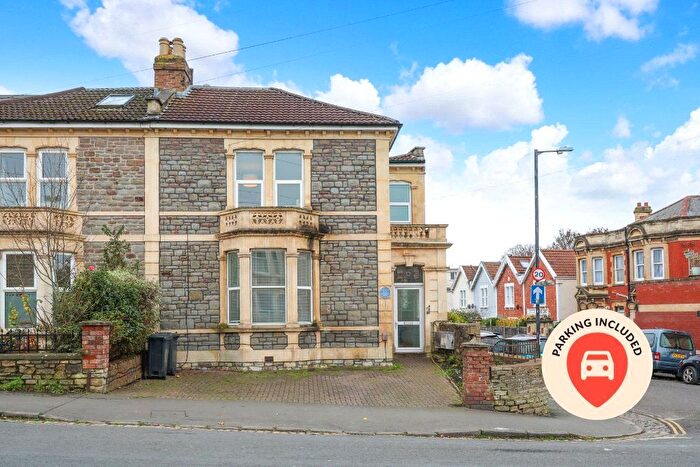 2 Bedroom Flat To Rent In Sommerville Road, Bristol, Somerset, BS7
