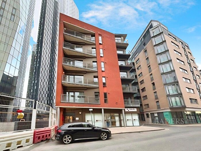 2 Bedroom Flat To Rent In The Boatmans, City Road East, M15