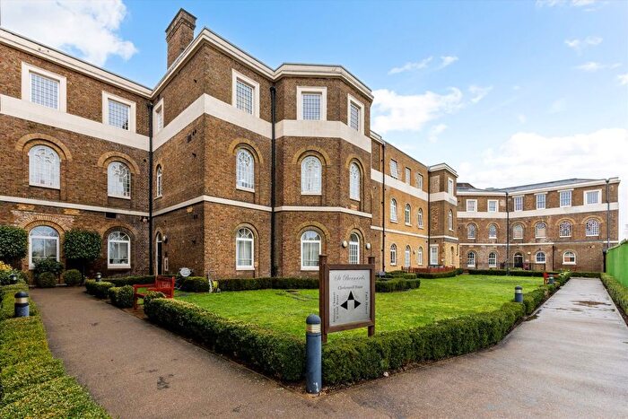 1 Bedroom Flat To Rent In Hilda Road, Southall, UB2