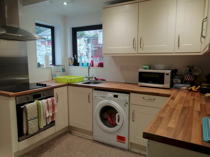 5 Bedroom Terraced House To Rent In Friars Avenue, Bangor, Gwynedd, LL57