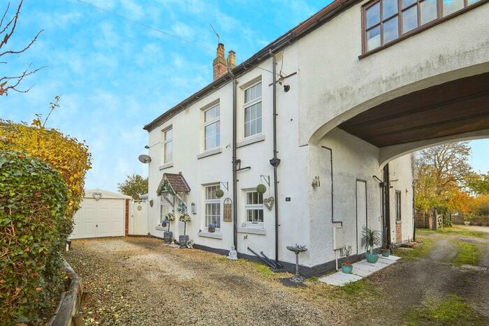 2 Bedroom Semi-Detached House For Sale In Wharf Houses, Barton Turn, Barton Under Needwood, Burton-On-Trent, DE13