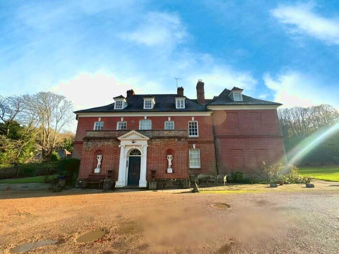 1 Bedroom Flat To Rent In School Road, Tilmanstone, Deal, Kent, CT14