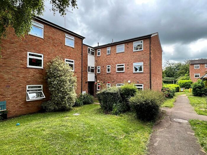2 Bedroom Flat To Rent In New Wood, Welwyn Garden City, AL7