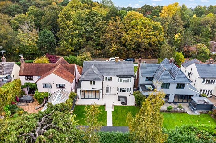 4 Bedroom Detached House For Sale In Tolmers Road, Cuffley, EN6