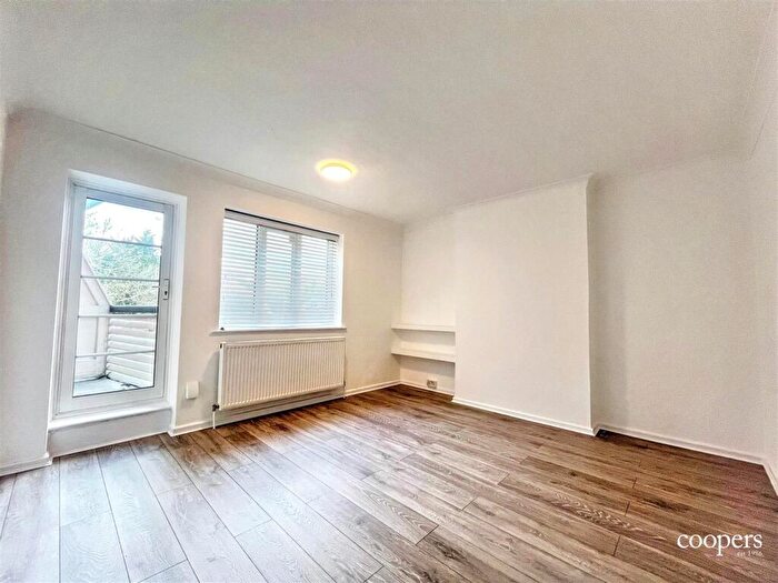 2 Bedroom Apartment To Rent In Garden Close, Ruislip, HA4