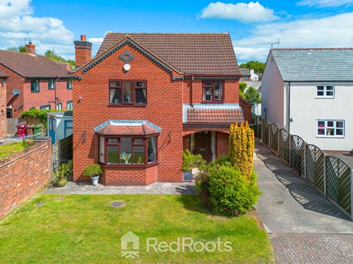 4 Bedroom Detached House For Sale In Fields Close, Epworth, Doncaster, Lincolnshire, DN9