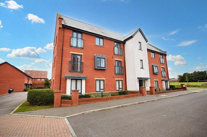 2 Bedroom Apartment For Sale In The Guards, Piper House The Guards, CT20