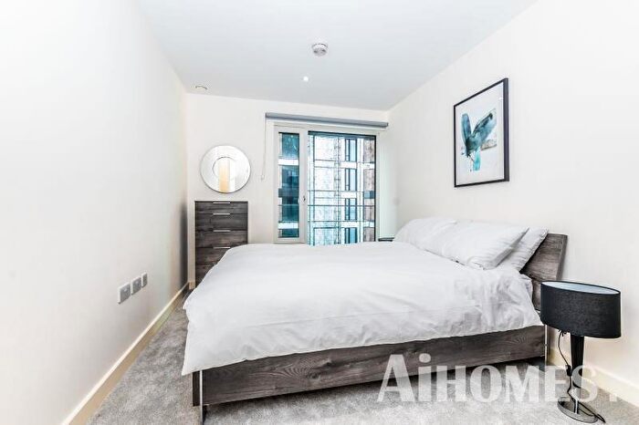 2 Bedroom Flat For Sale In Deveraux House, Duke Of Wellington Avenue, London, SE18