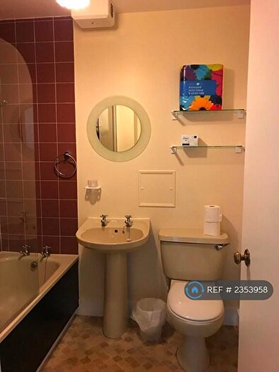 1 Bedroom Flat To Rent In Falcon Buildings, Aberdeen, AB24