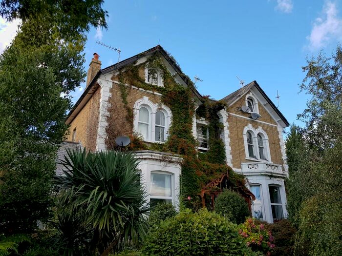 1 Bedroom Apartment To Rent In Granville House, Weston Road, Cowes, PO31