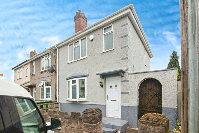 3 Bedroom End Of Terrace House For Sale In Moat Road, Tipton, DY4
