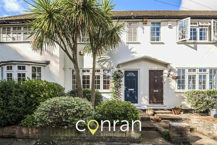 2 Bedroom Terraced House To Rent In Beverley Court, Brockley SE4