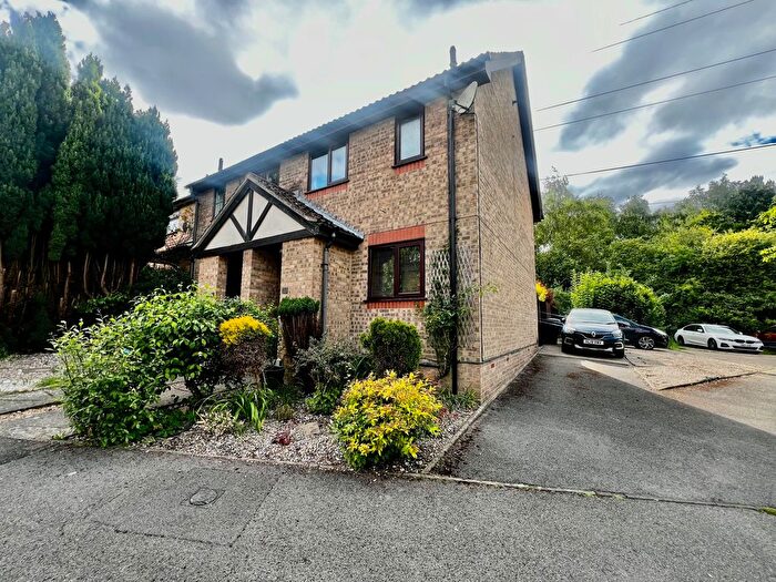 2 Bedroom Property To Rent In Goodlands Vale, Hedge End, Southampton, SO30