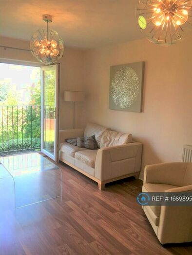 1 Bedroom Flat To Rent In Hartshaw, Rotherham, S60