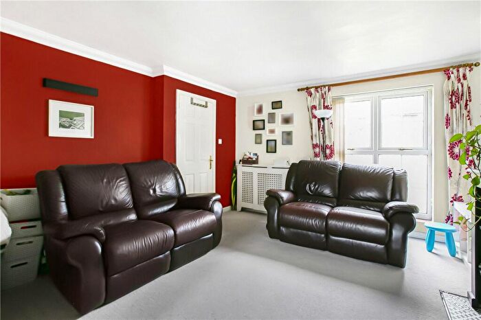 3 Bedroom End Of Terrace House For Sale In Howlands, Welwyn Garden City, Hertfordshire, AL7