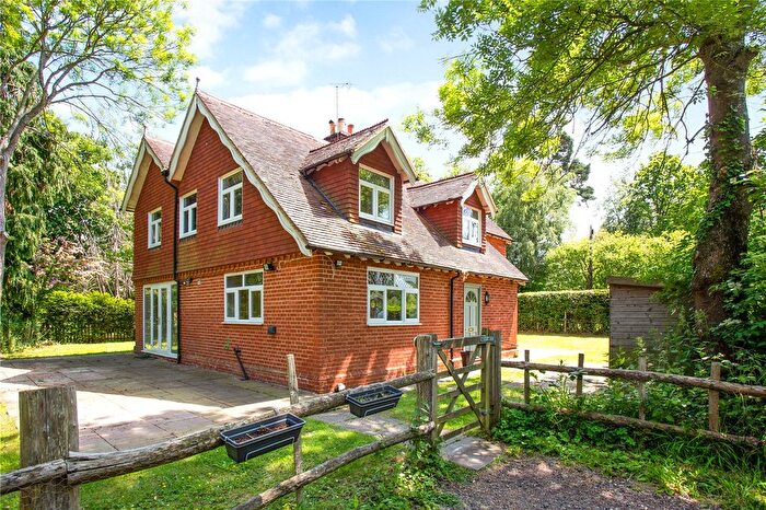 5 Bedroom Detached House To Rent In Brenchley Road, Horsmonden, Tonbridge, Kent, TN12