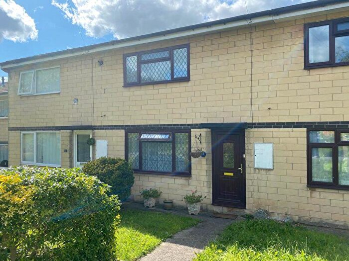 2 Bedroom Terraced House To Rent In Clyde Gardens St George Bristol, BS5