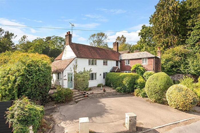 3 Bedroom End Terrace House For Sale In Mount Pleasant, Crowborough, TN6