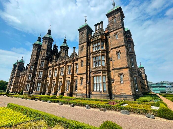 1 Bedroom Flat To Rent In Donaldson Drive, West End, Edinburgh, EH12