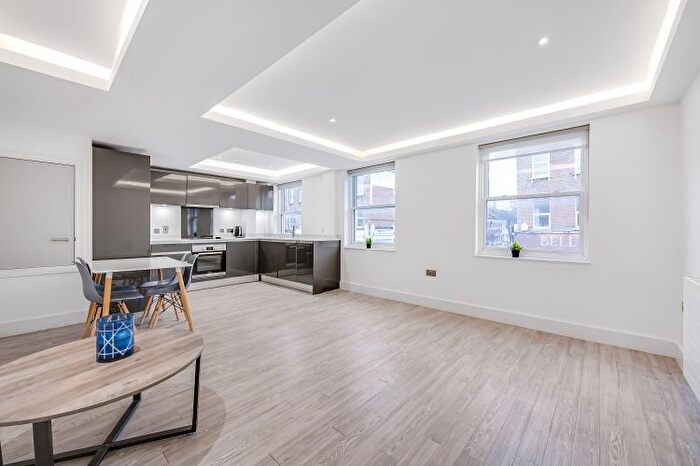 1 Bedroom Flat To Rent In Munster Road, London, SW6