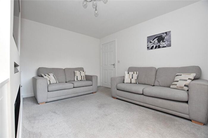 4 Bedroom Detached House For Sale In Piccolo Row, Churwell, Morley, Leeds, LS27