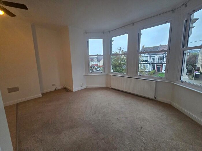 1 Bedroom Flat To Rent In Ditton Court Road, Westcliff-On-Sea, Essex, SS0