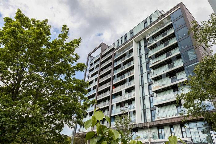 2 Bedroom Flat For Sale In Hoe Street, Walthamstow, E17