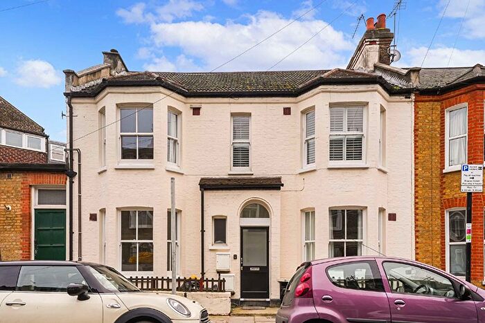 1 Bedroom Flat To Rent In Broughton Street, Broughton Street, SW8