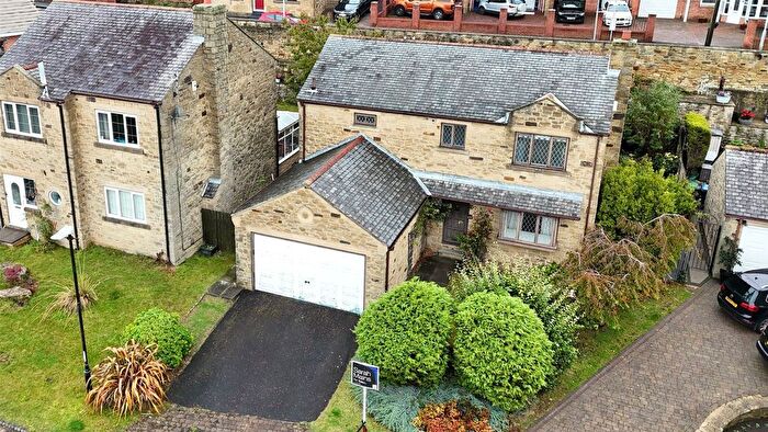 4 Bedroom Detached House For Sale In Norwood Court, Eighton Banks, NE9