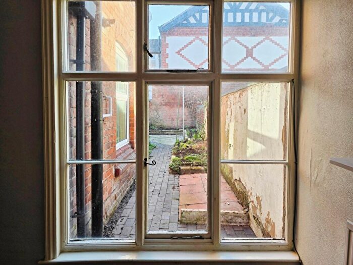 3 Bedroom Terraced House For Sale In Panton Road, Hoole, Chester, Cheshire, CH2